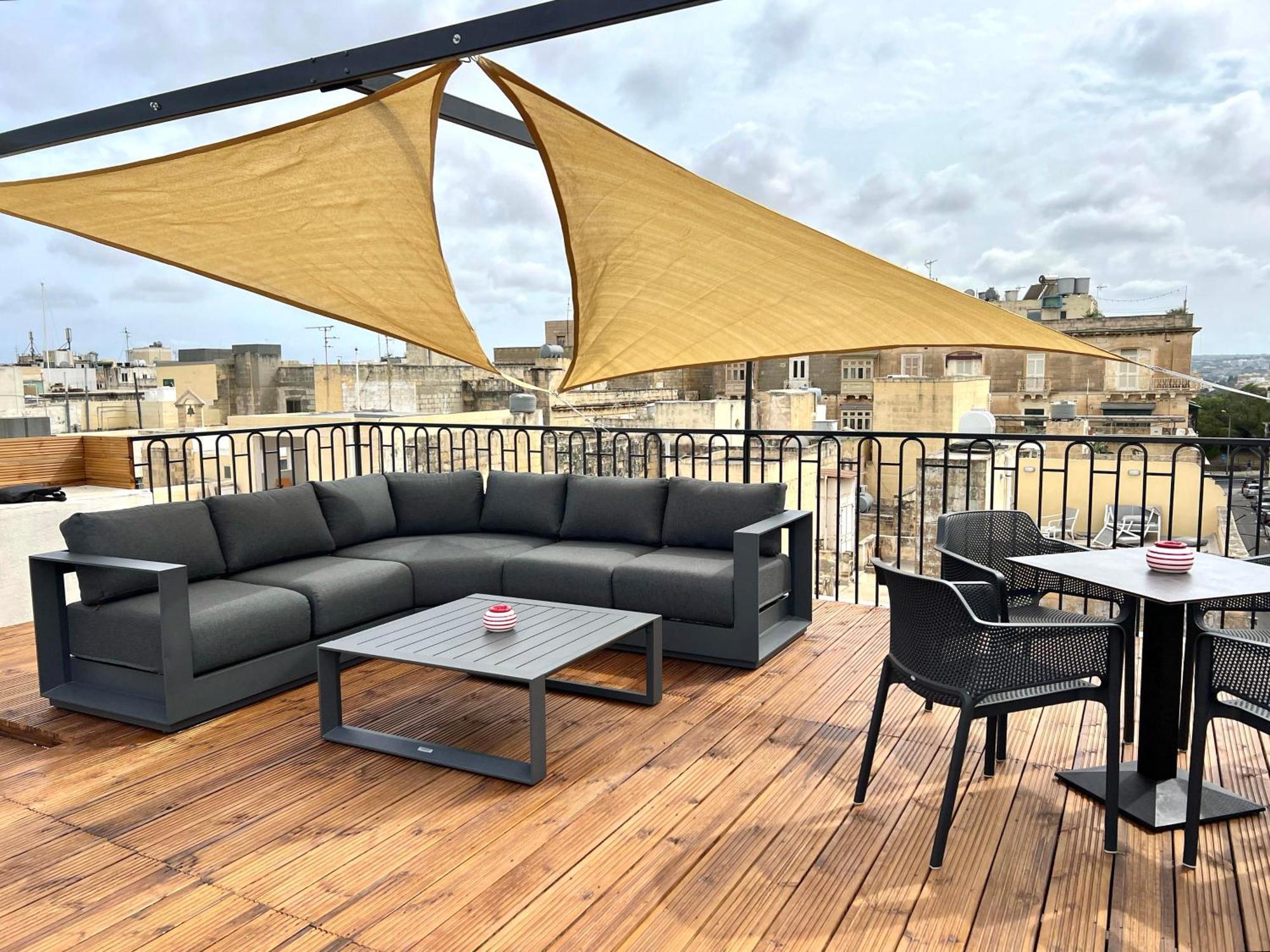 Florette Suite 1Br With Stunning Lounge Terrace By Arcobnb Il-Furjana Ngoại thất bức ảnh